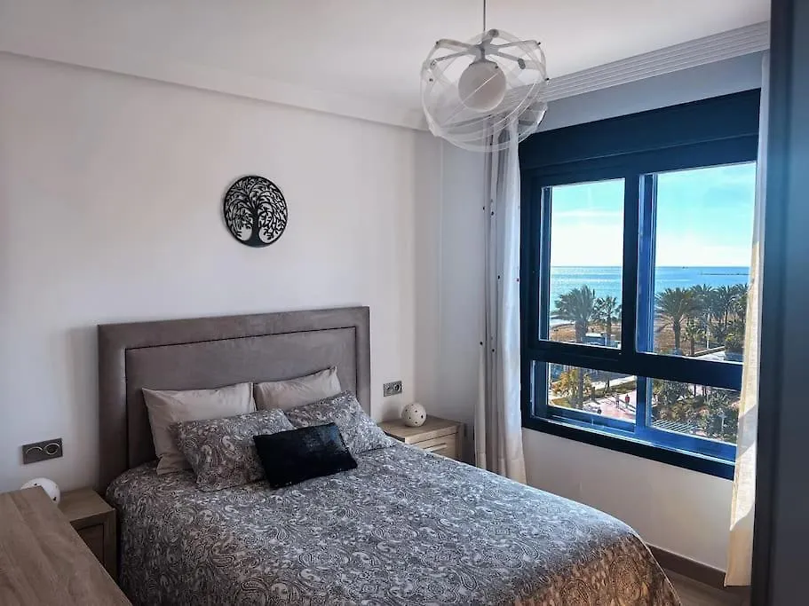 Alma Malaguena: 1Era Linea Playa Apartment Malaga