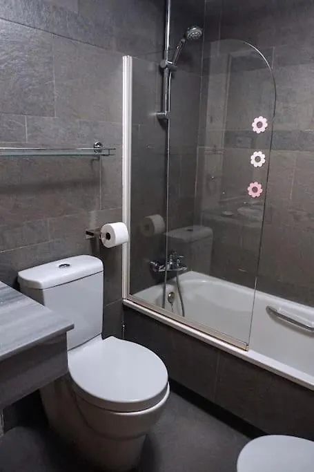 Alma Malaguena: 1Era Linea Playa Apartment Malaga